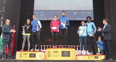 Podium masculino y femenino de la Carrera Nervión San Pablo 2018