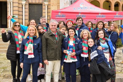 El alcalde asiste a la I Carrera de la Navidad de Sevilla que reúne a más de 1.800 sevillanos por un fin benéfico