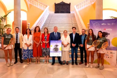 El Ayuntamiento acoge la presentación de la Copa Nadie, Internacionales de Andalucía de Tenis Femenino