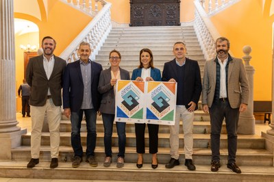 El Ayuntamiento de Sevilla recibe a la Federación Europea de Balonmano con motivo de la celebración del europeo de veteranos que acogerá la ciudad en 2025