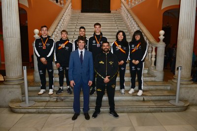 El Ayuntamiento recibe a los integrantes del Kaká Boxing Club tras proclamarse subcampeón de España de Boxeo