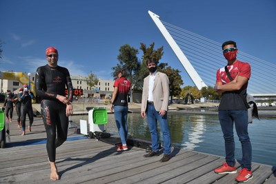 Gustavo Rodríguez y Diedericks Diede se imponen en el VII Nutrisport Half Triatlón de Sevilla by Zone 3