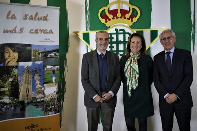 Junta, Ayuntamiento de Sevilla y Real Betis firman un acuerdo para impulsar iniciativas destinadas a promocionar la salud