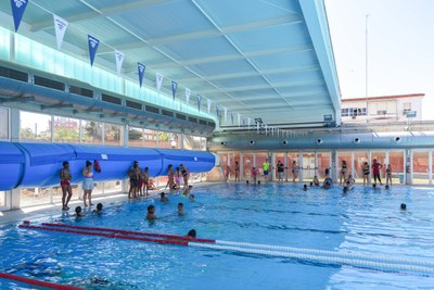 El Ayuntamiento adelanta al mes de junio el inicio del baño recreativo en las piscinas municipales 