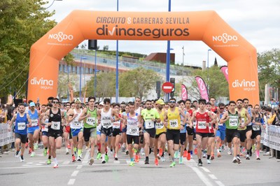 Domingo Gil y Laura Maasik se imponen en la Carrera Triana - Los Remedios “Torre Sevilla”, que ha inaugurado hoy el Circuito Divina Seguros del Ayuntamiento