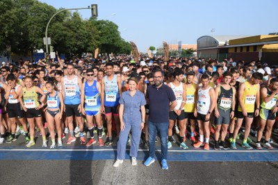 Mahmud Abnu Hamadi y Carmen Gutiérrez Peña, vencedores en categoría absoluta en la Carrera Parque del Tamarguillo