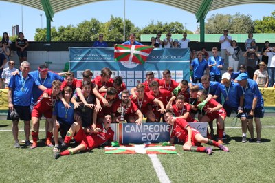 El Combinado Bizkaia, campeón de la categoría juvenil