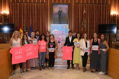 El Ayuntamiento apoya la Carrera de la Mujer Central Lechera Asturiana de Sevilla que presenta un nuevo recorrido y recupera actividades de fitness y aeróbic