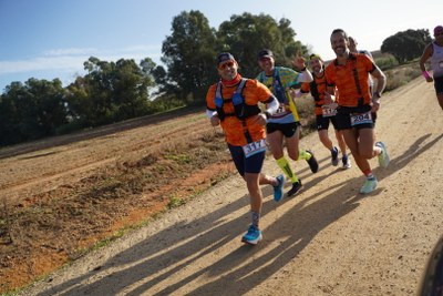 Paco Pérez Cutiño y María Parra se imponen en el XI Doñana Trail Marathon