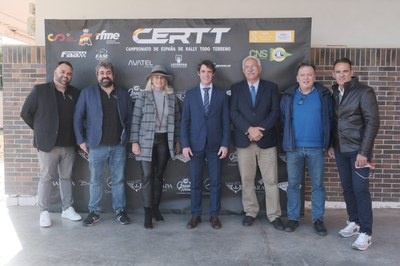 Sevilla acoge el Rally Trans Baja Andalucía, prueba del Campeonato de España Todo Terreno que llevará los mejores coches del país y de Portugal a la Plaza de España, el Parque de María Luisa y Tablada