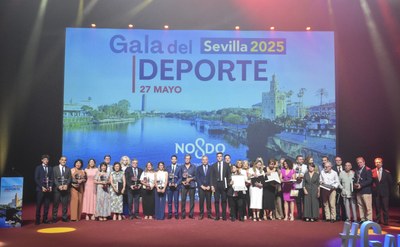 Foto de familia de la Gala del Deporte de Sevilla 2025