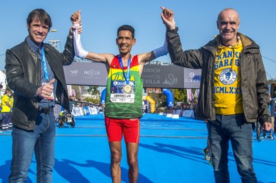 Abderehman y Megertu logran el récord masculino y femenino del Zurich Maratón de Sevilla en el que Lamdassem bate la plusmarca nacional