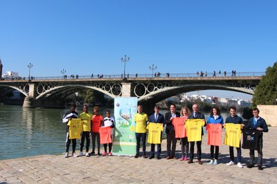 Casi 11.000 participantes y 180 corredores de elite participan en el Zurich Maratón de Sevilla que agota las reservas hoteleras al 85 por ciento